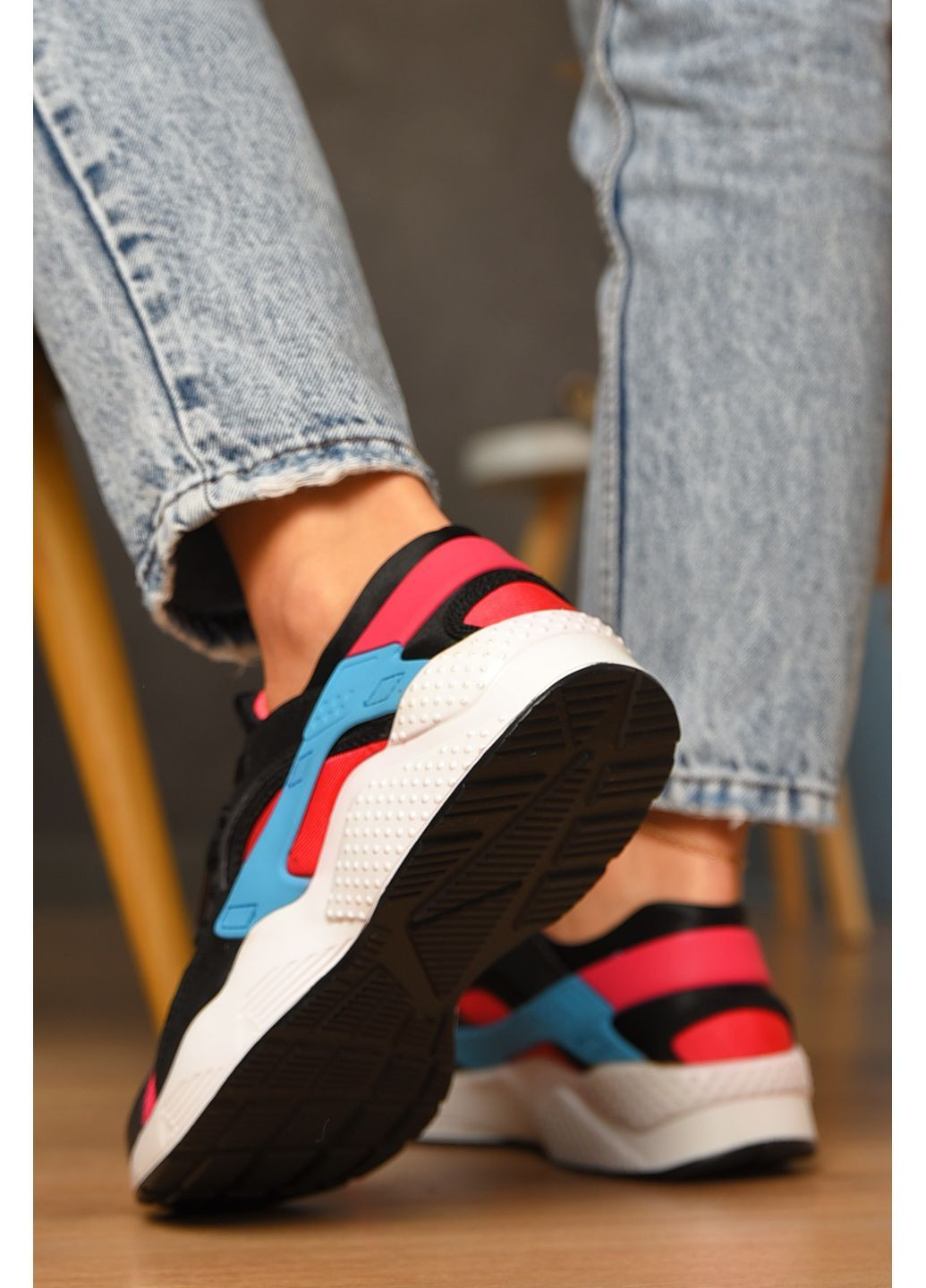 Кросівки жіночі різнокольорові на шнурівці комбінований верх Let's Shop комбіновані літо (363130971)