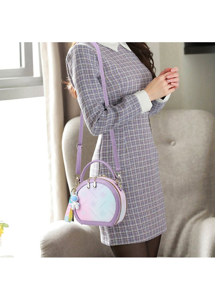 Сумка женская круглая с брелком фиолетовая на плечо экокожа ProDobro (363136190)