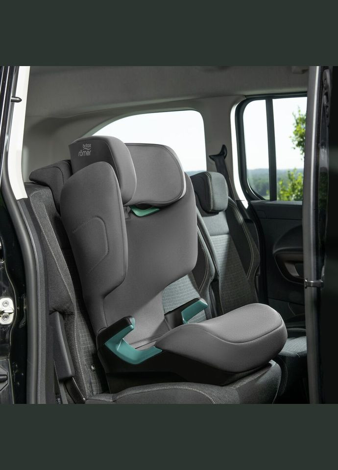 Автокрісло Adventure Plus Space Black () Britax Römer 2000036852 (335973536)