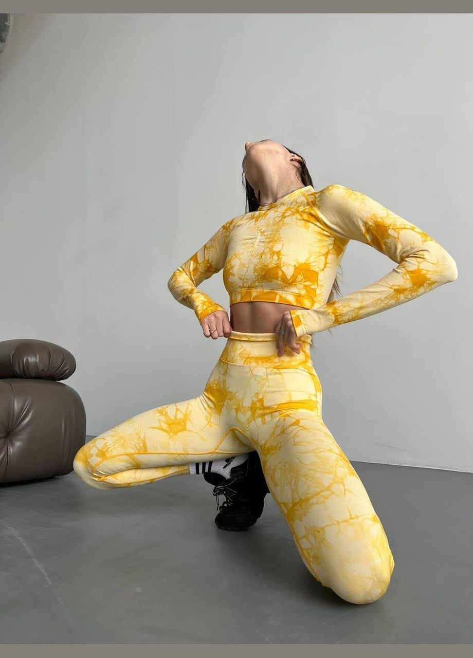 Спортивный костюм с мраморный принтом (рашгард и леггинсы) желтого цвета, размер S Trends (330757581)