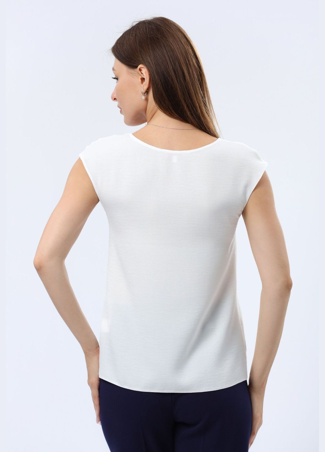 Белоснежная демисезонная белая блуза из легкой вискозной ткани жатка 1322 Cat Orange