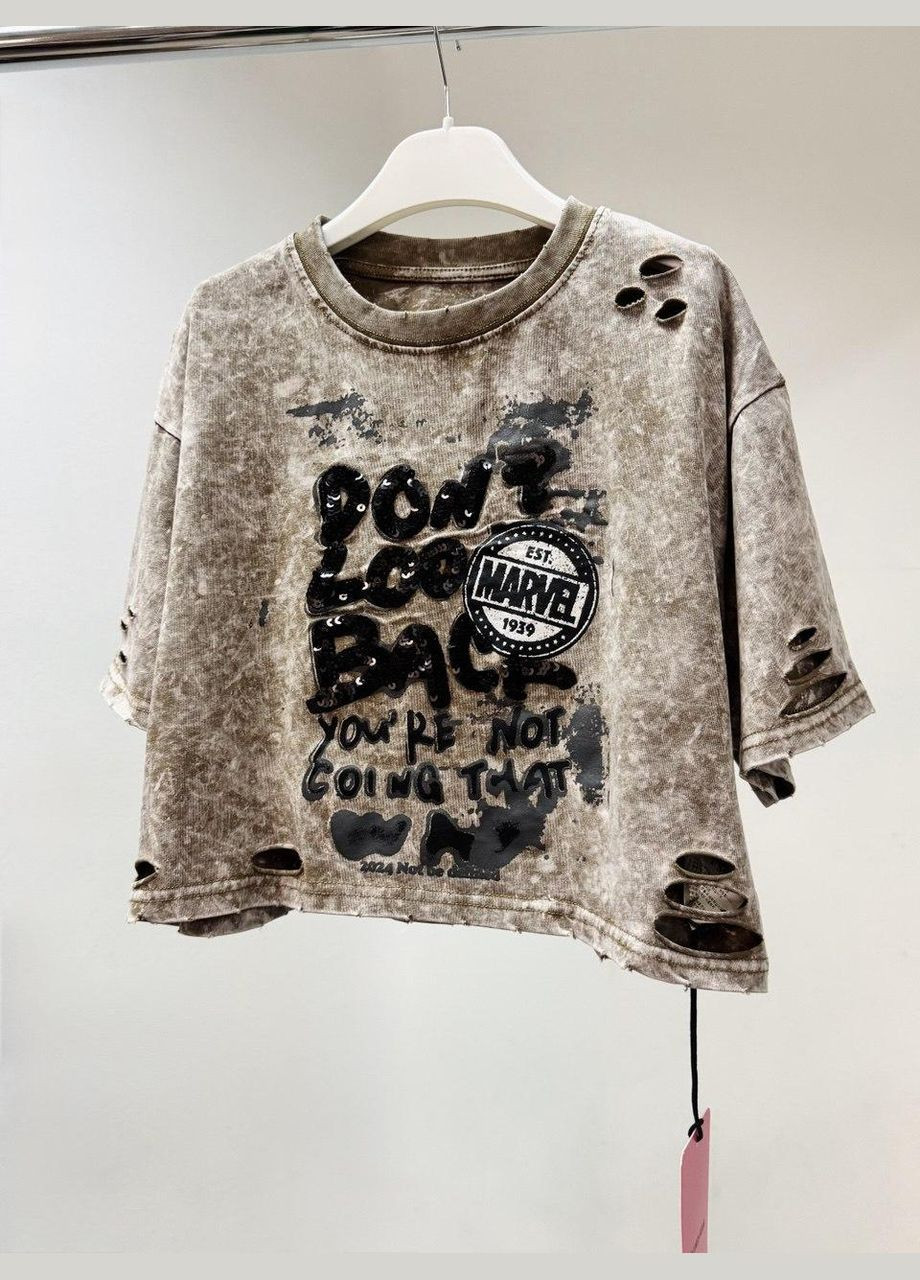 Бежевая летняя футболка детская оверсайз с рисунком марвел на девочку No Brand