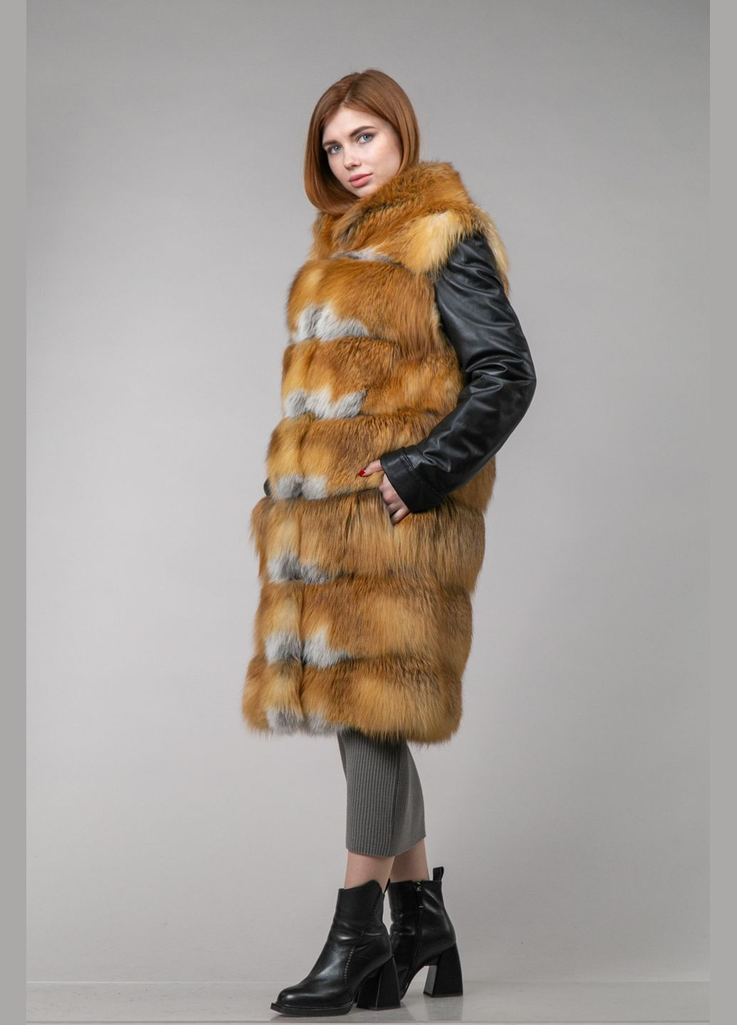 Светло-оранжевая зимняя куртка-трансформер из лисы куртка-трансформер Chicly Furs