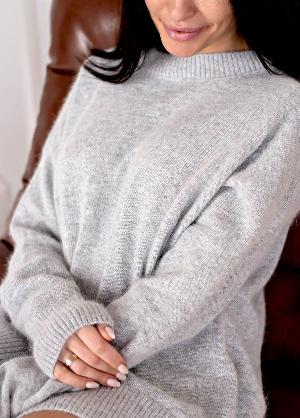 Серый демисезонный свитер "ангорка" джемпер Anika