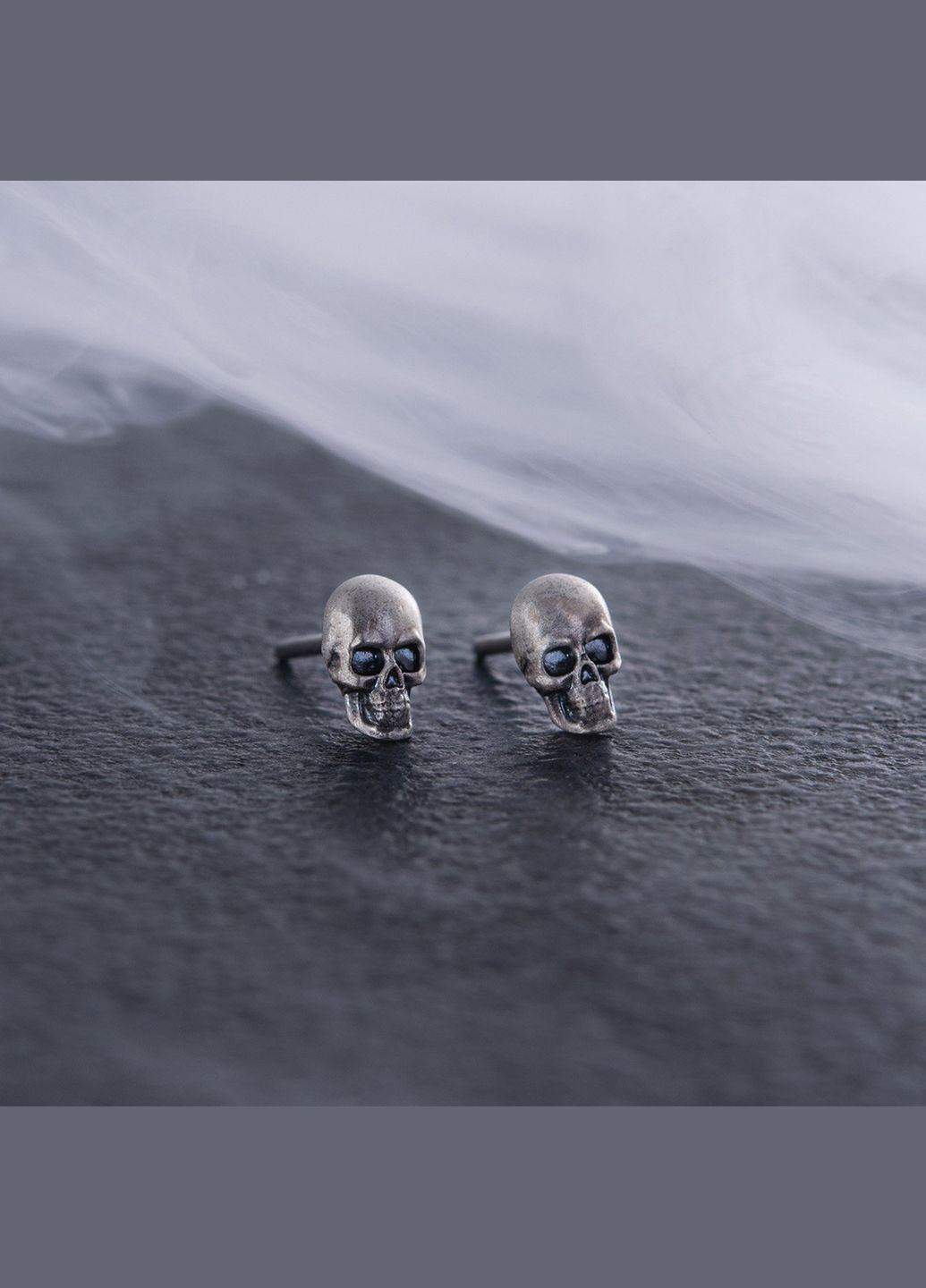 Серьги - пусеты Череп в серебре 123301 Oniks (264025107)