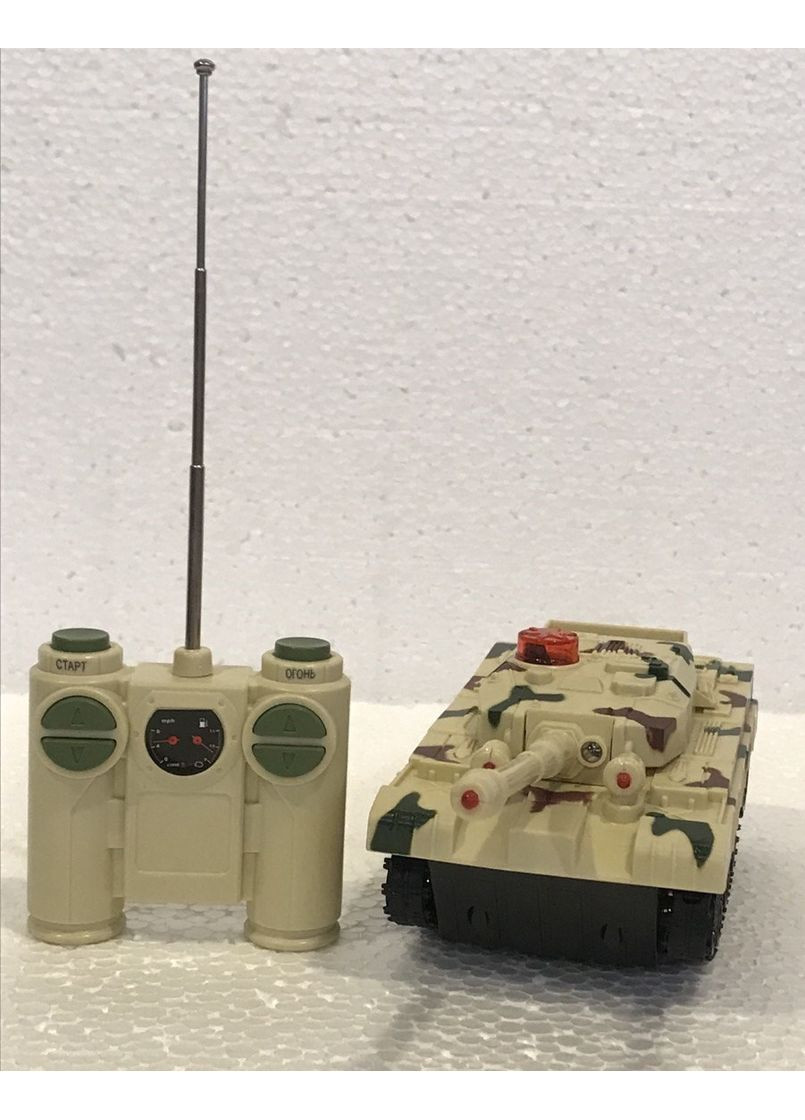 Танк Р/К "Боевой танк" музыка-свет в кор. 25/8/10см Play Smart (352770132)