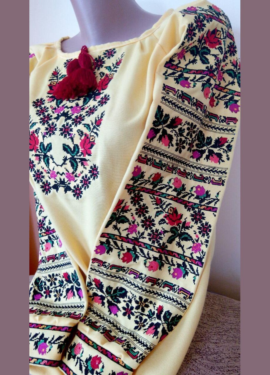 Жовта вишита блузка для жінок з синім квітковим орнаментом "сині троянди" Прикарпатські Вишиванки пряма бавовна (325881795)