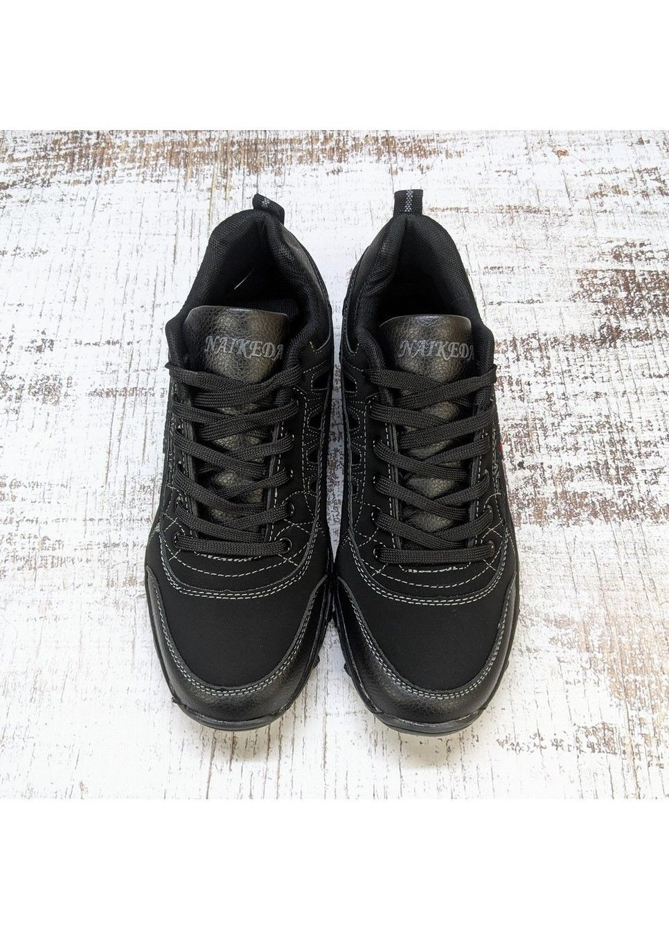 Чорні Осінні кросівки чоловічі Suba