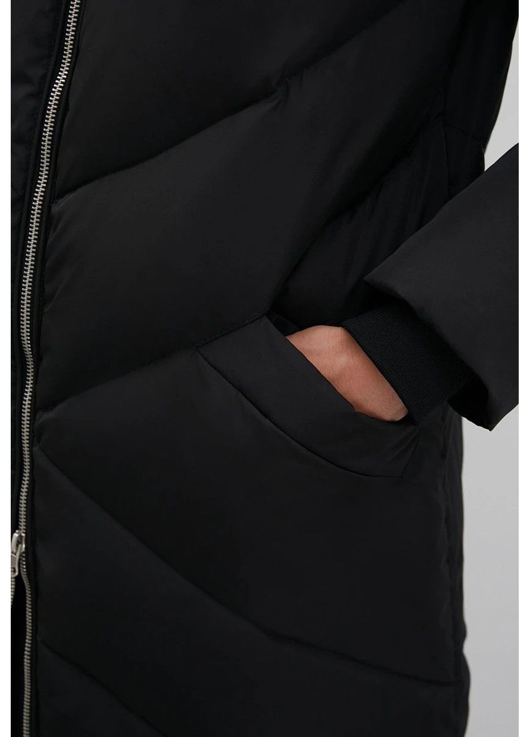 Черный зимний Пуховик Finn Flare