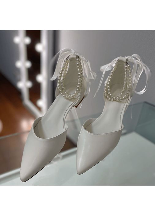 Женские женские балетки свадебные кожаные с ремешком с жемчугом и брошью жемчуга (снимается) - б-0003-4 | белые однотонные брошь искусственная кожа (356117134)