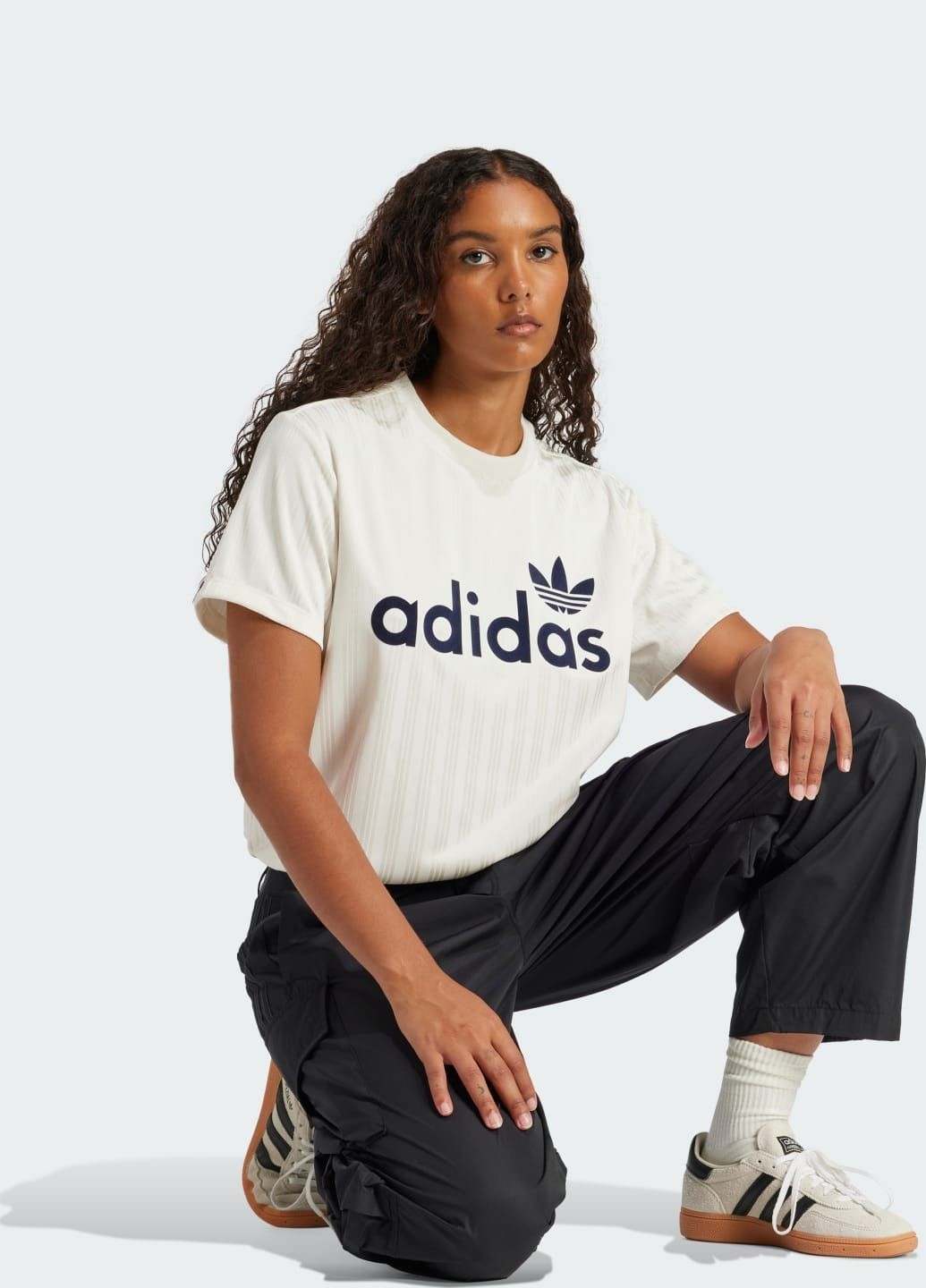 Футболка Linear Graphic Boyfriend adidas - (315626056)