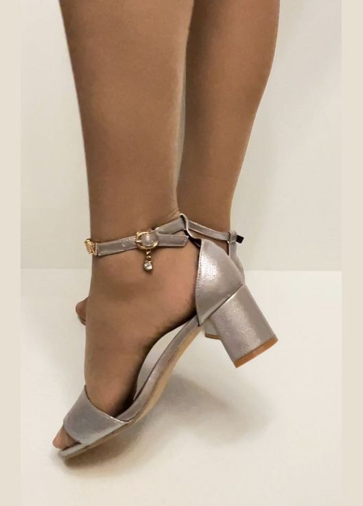 Жіночі босоніжки Gallop Lin перламутр на підборах (329693056)