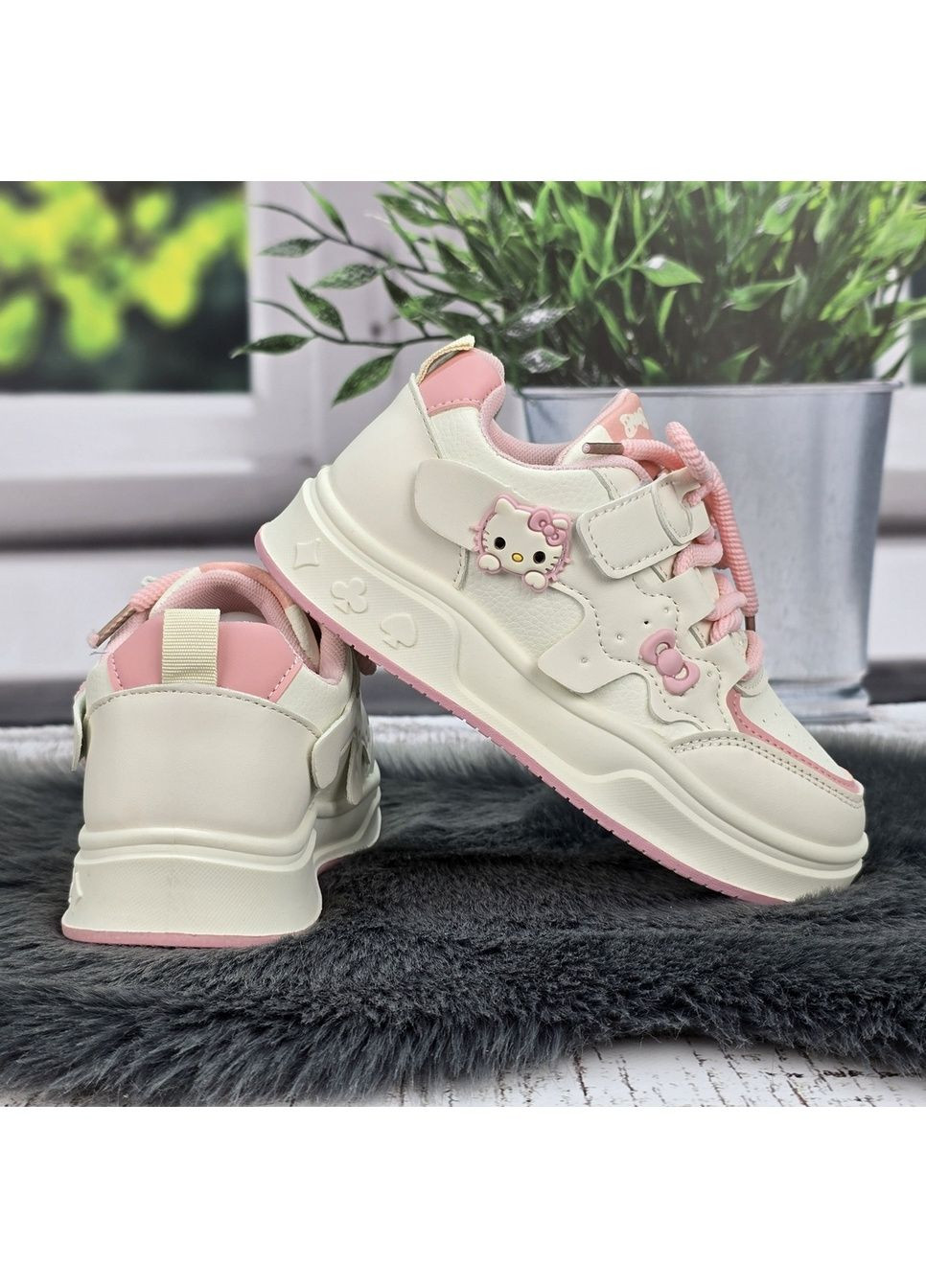 Белые демисезонные кроссовки детские для девочки Paliament