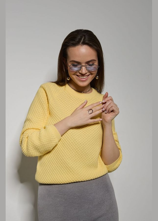 Светло-желтый демисезонный джемпер с нежным узором из натуральной пряжи (2731) Triko Bakh