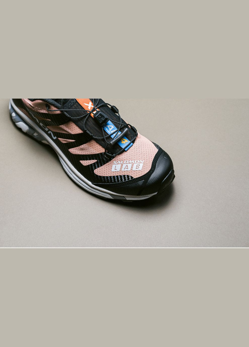 Коричневі всесезонні кросівки xt-4 fenugreek tobacco brown - l41709500 44 No Brand