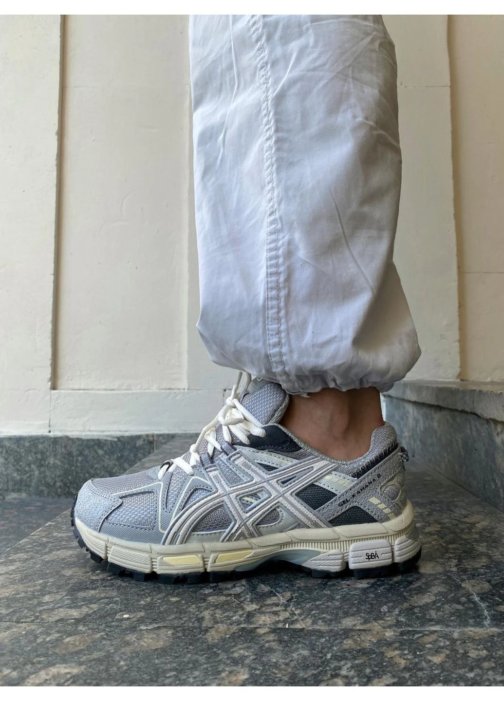 Серые демисезонные кроссовки мужские asics gel-kahana 8 grey асикс гель кахано 8 серые No Brand