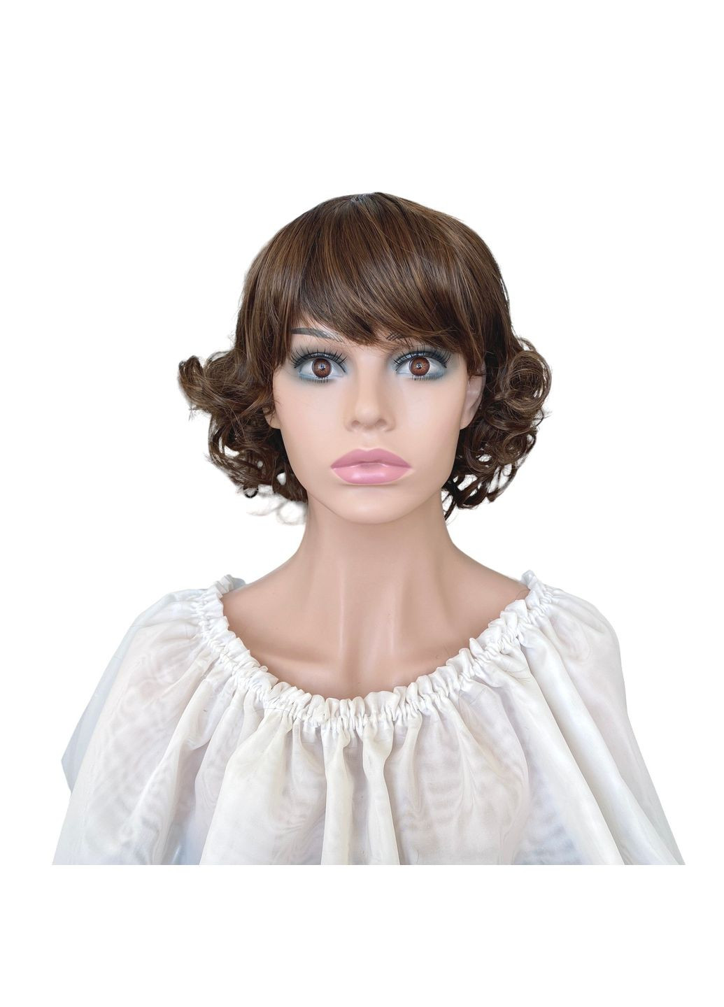 Перука світло-коричнева коротка коротка стрижка підкручена No Brand 7537 (298935716)