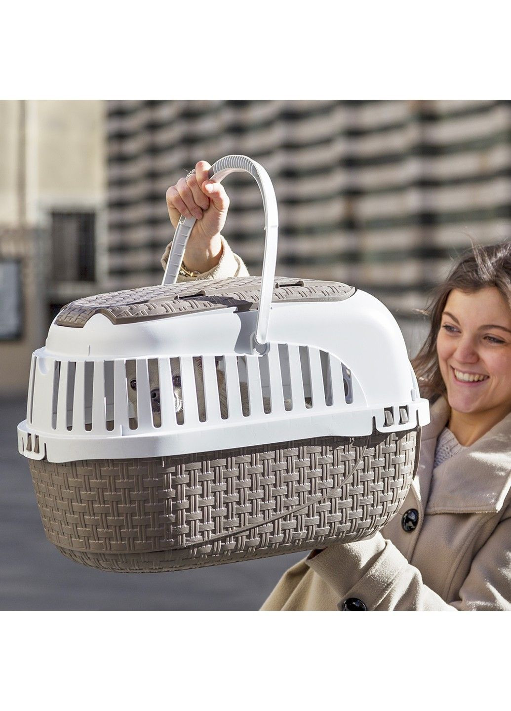 Переноска для тварин пластикова MAXY TOUR 59x38x37h, сіро-бежевий Bama (372085173)