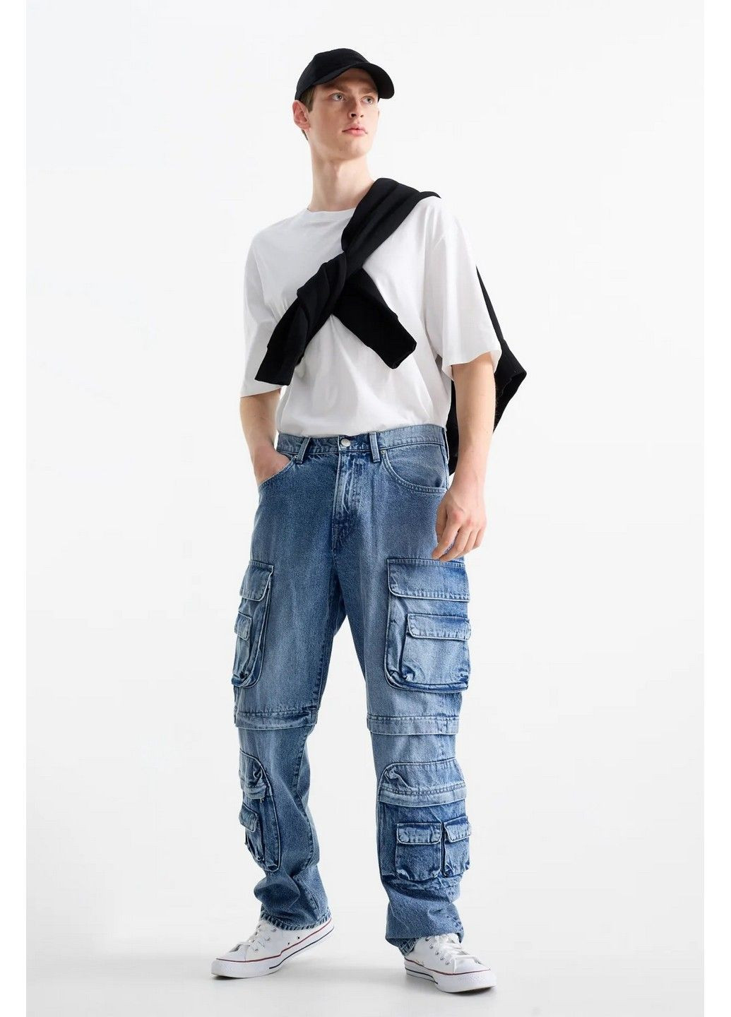 Синие демисезонные джинсы C&A