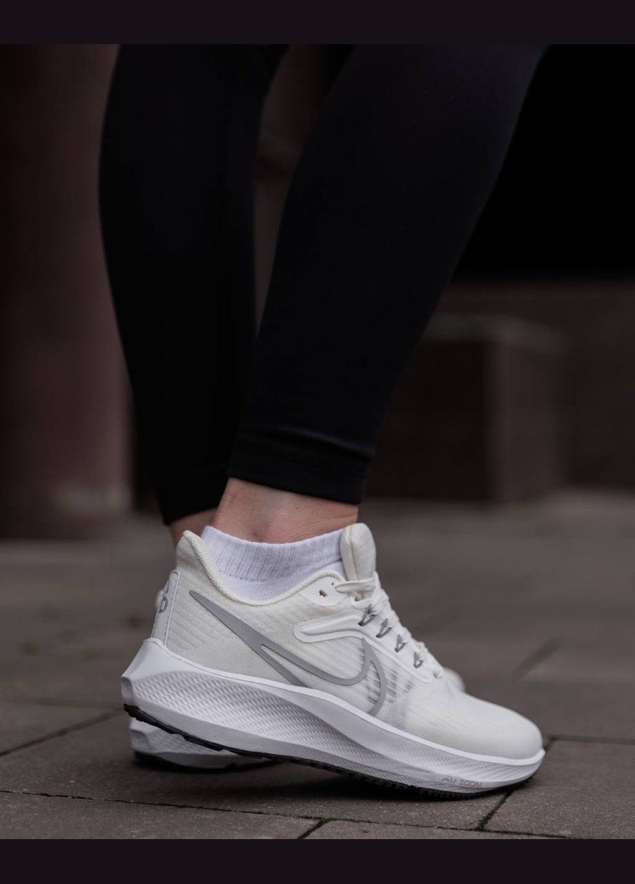 Стильні жіночі кросівки No Brand білі демісезони (317771387)