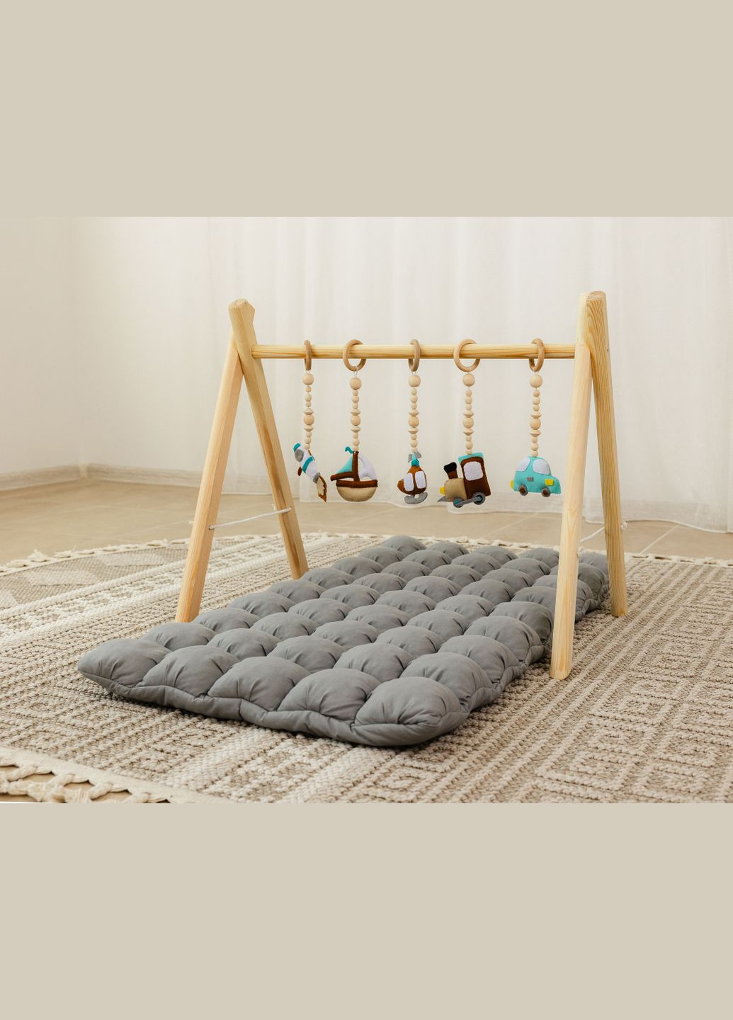 Мобиль напольный Беби Джим XRMASTER Веселые путешествия с серым матрасиком No Brand (347584732)