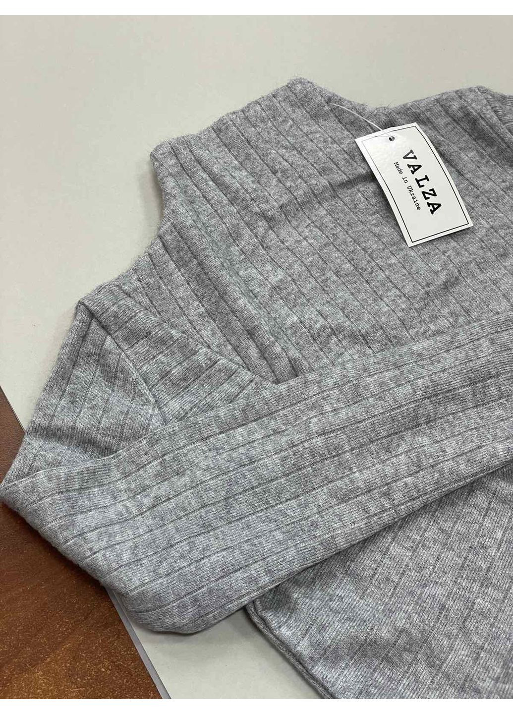 Гольф утеплений рубчик кашемір з розрізом під пальчик No Brand (365957078)