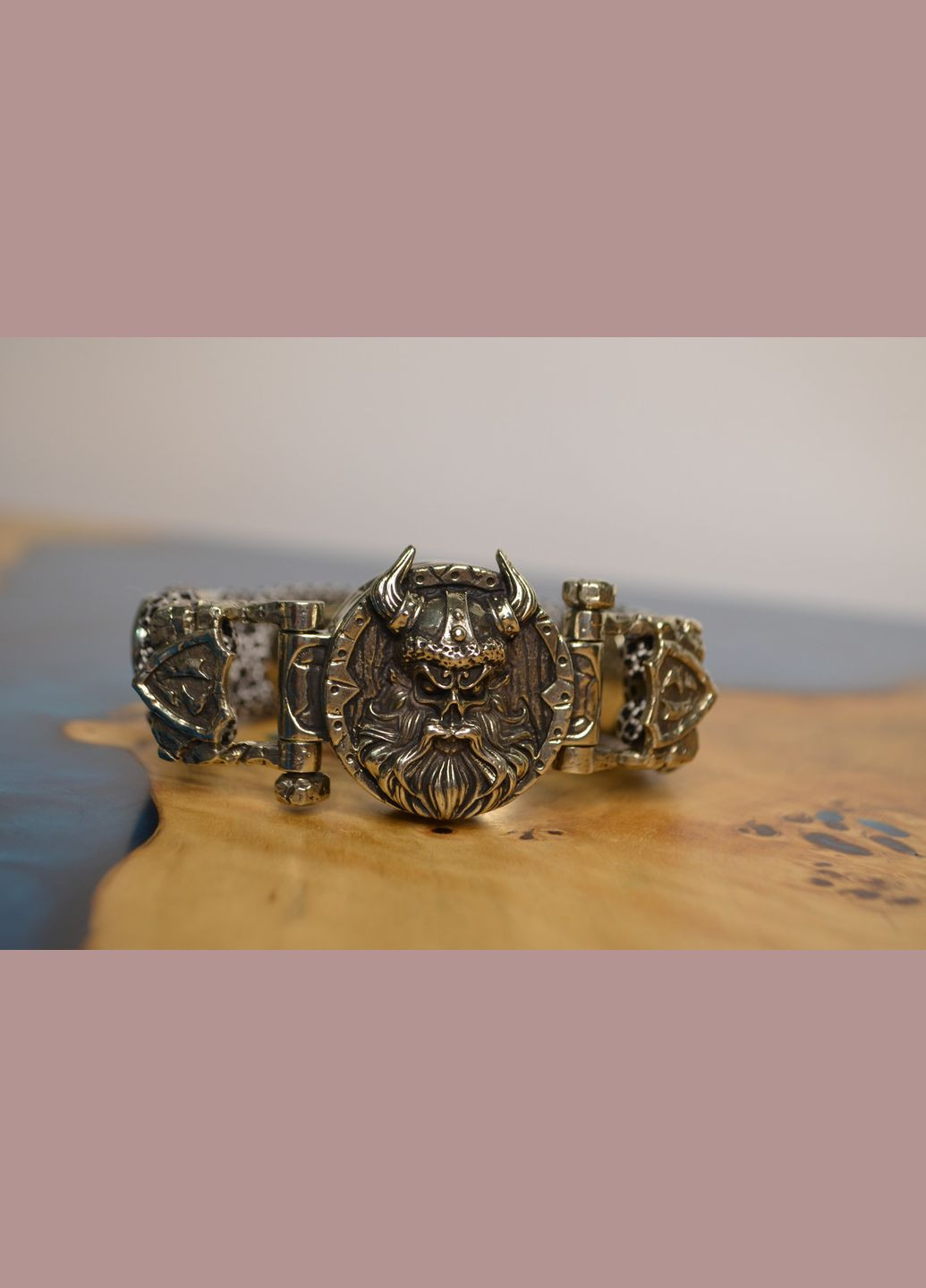 Браслет с Викингом и четырьмя рунами молот тора, Альгиз,Одал ручное литье из мельхиора + брелок в подарок No Brand (341738819)