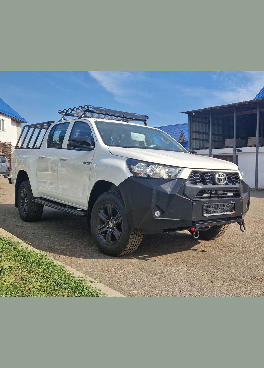 Передний силовой бампер для Hilux 2024г. Toyota (343215912)
