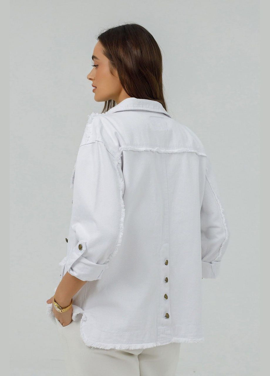 Белая демисезонная куртка джинсовая женская Lora
