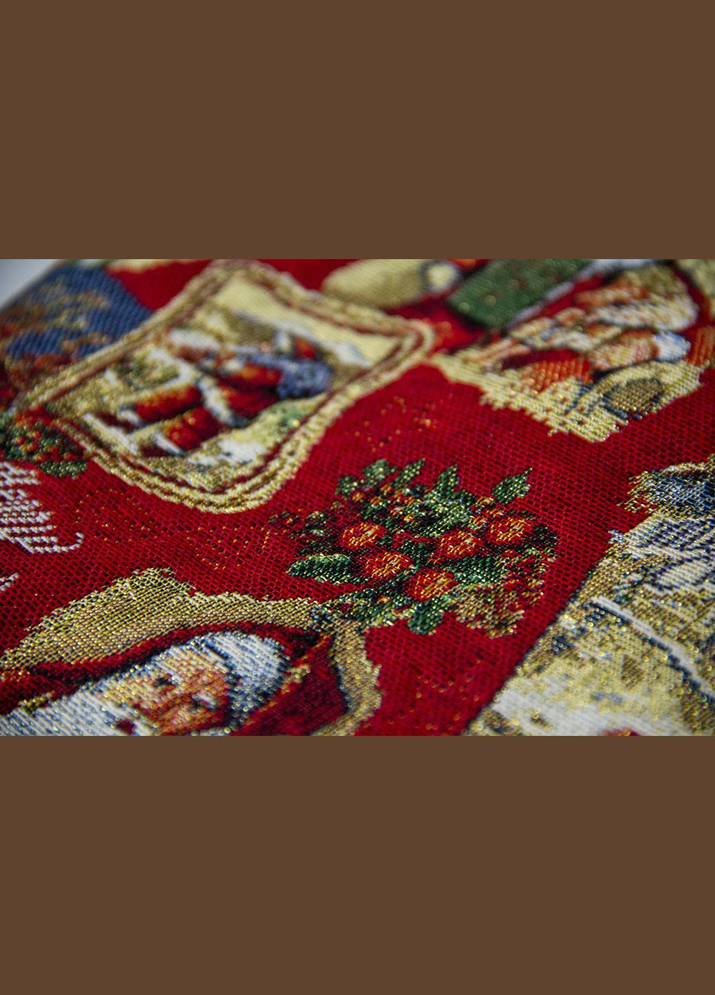 Червона Новорічна скатертина на овальний стіл, святкова гобеленова овальна скатертина на стіл 120х160 Maystat (305391074)