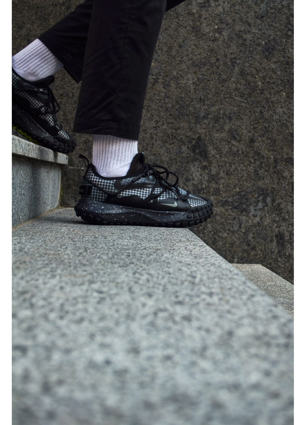 КРОСІВКИ ЖІНОЧІ NIKE ACG MOUNTAIN FLY GORE TEX BLACK НАЙК АСЖ МАУНС ФЛАЙ No Brand чорні демісезони (369391828)