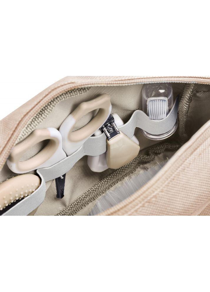 Косметичка с туалетными принадлежностями 7 предметов, арт. 920426 Beaba (370271564)