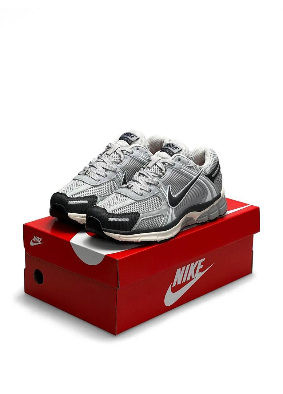 Сірі Осінні кросівки чоловічі, вьетнам Nike Vomero 5 New Gray Silver Black