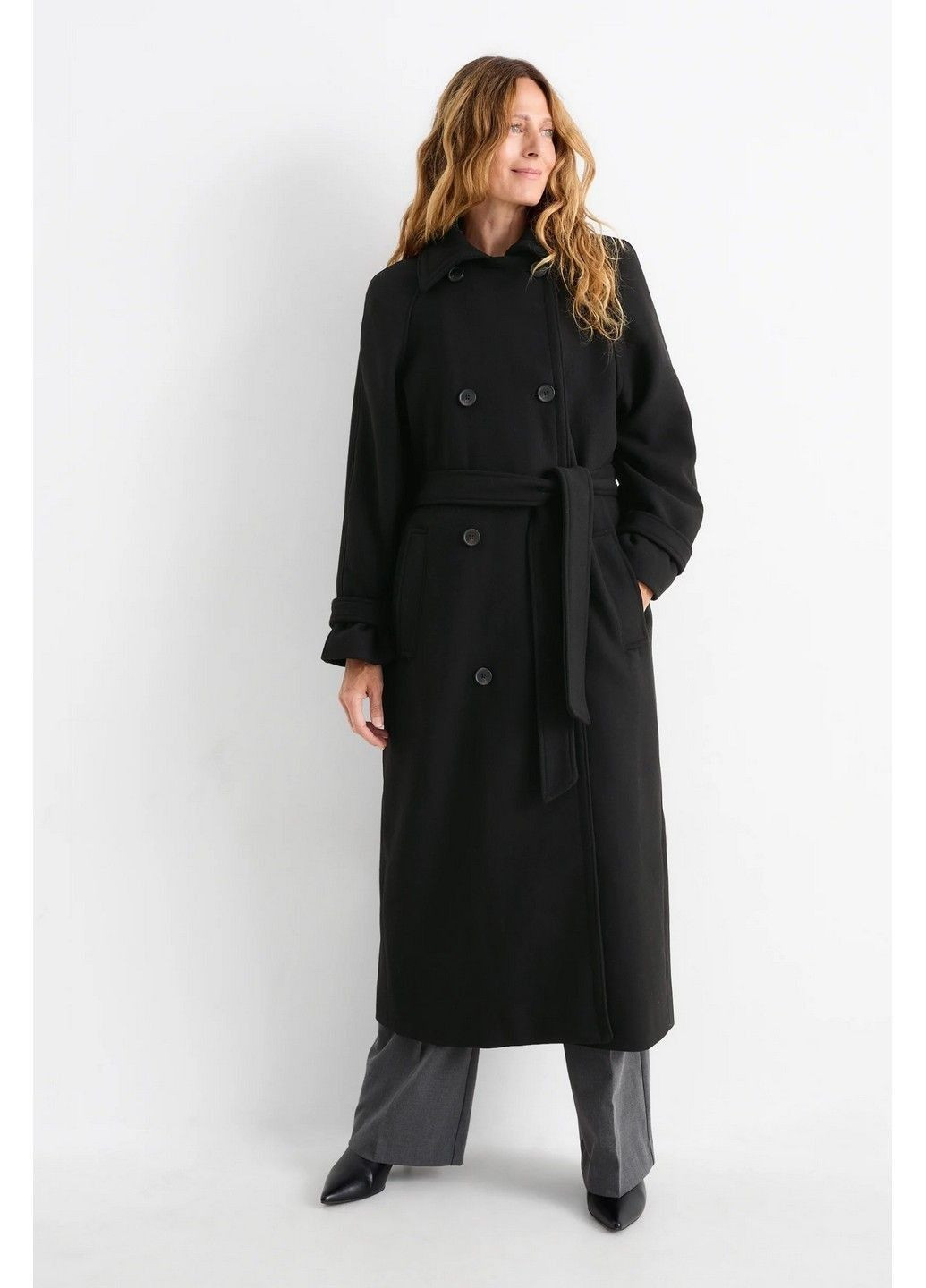 Черное демисезонное Пальто C&A