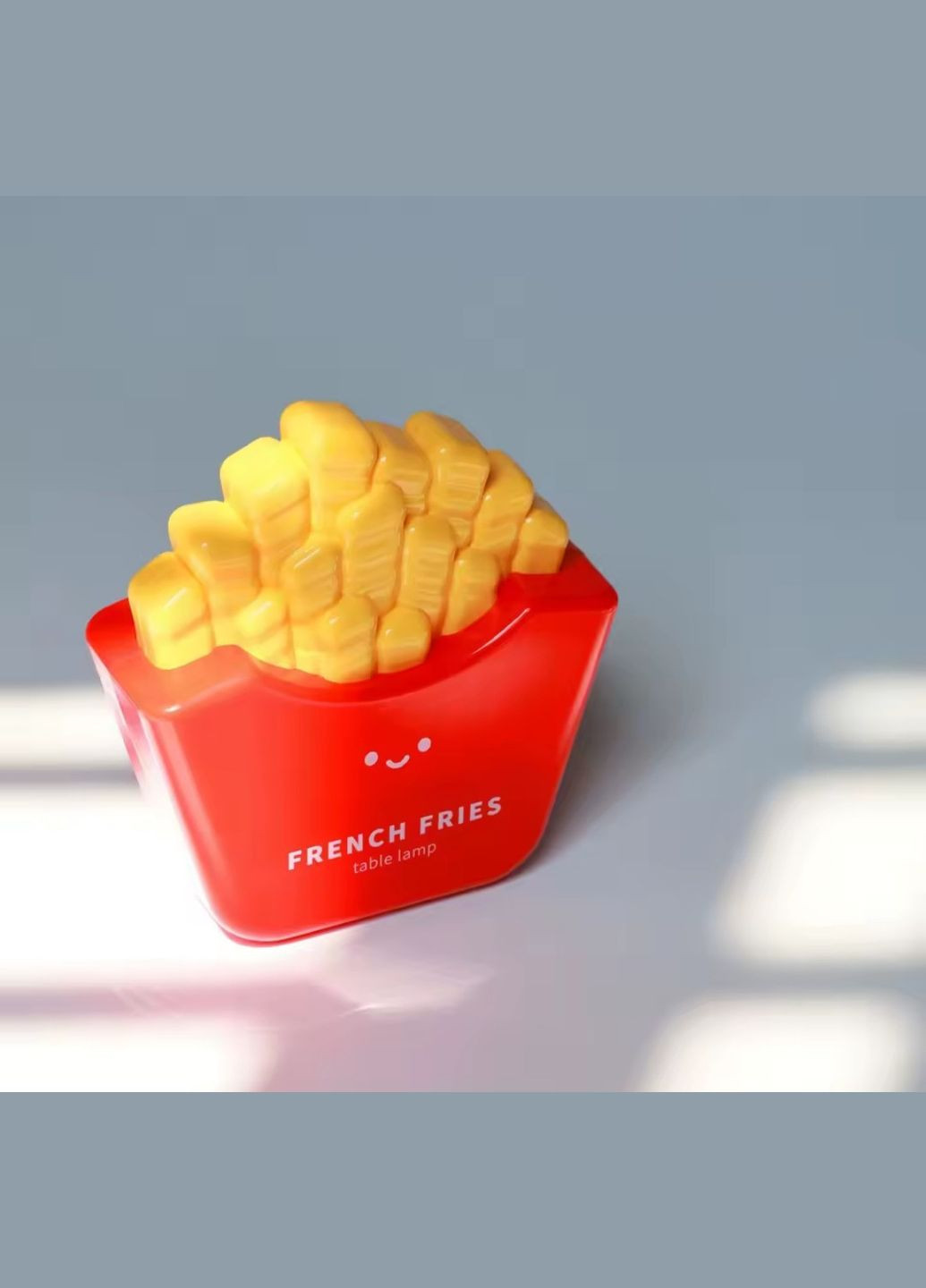 Настольная лампа в форме картофеля фри USB «French Fries» — креативная ночная лампа для детей и офиса. No Brand (346440215)