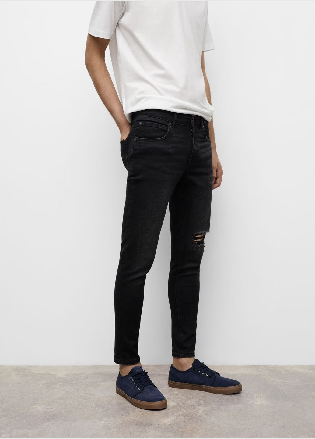 Черные демисезонные скинни джинсы teen Mango