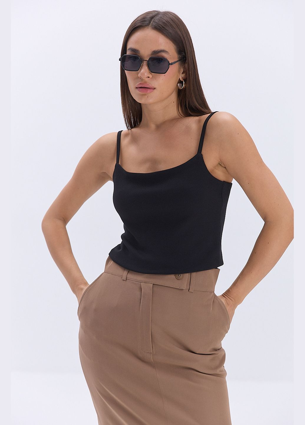 Короткий топ з трикотажу в рубчик Arjen (329405397)