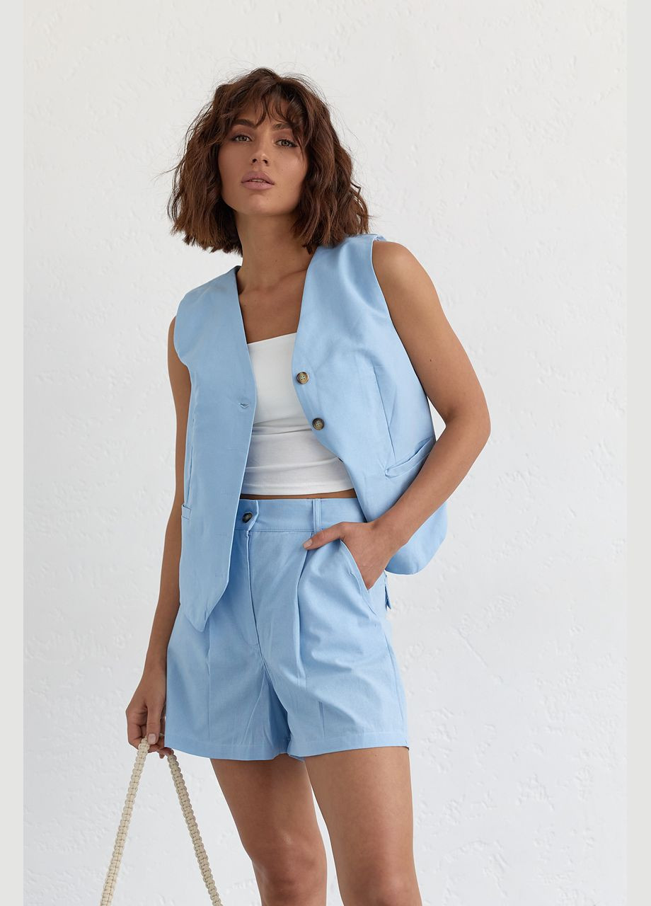 Женский костюм с шортами и жилеткой - белый цвет L (sku_9355) No Brand (327819499)