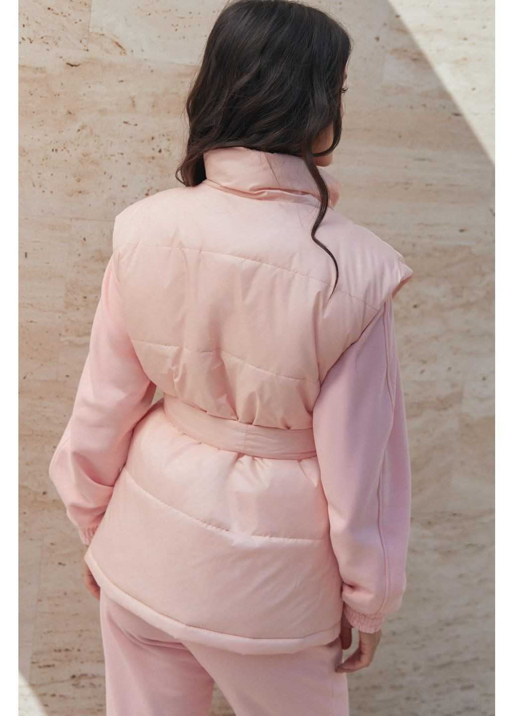 Жилет жіночий осінній з поясом безрукавка з коміром Seventeen (361246747)