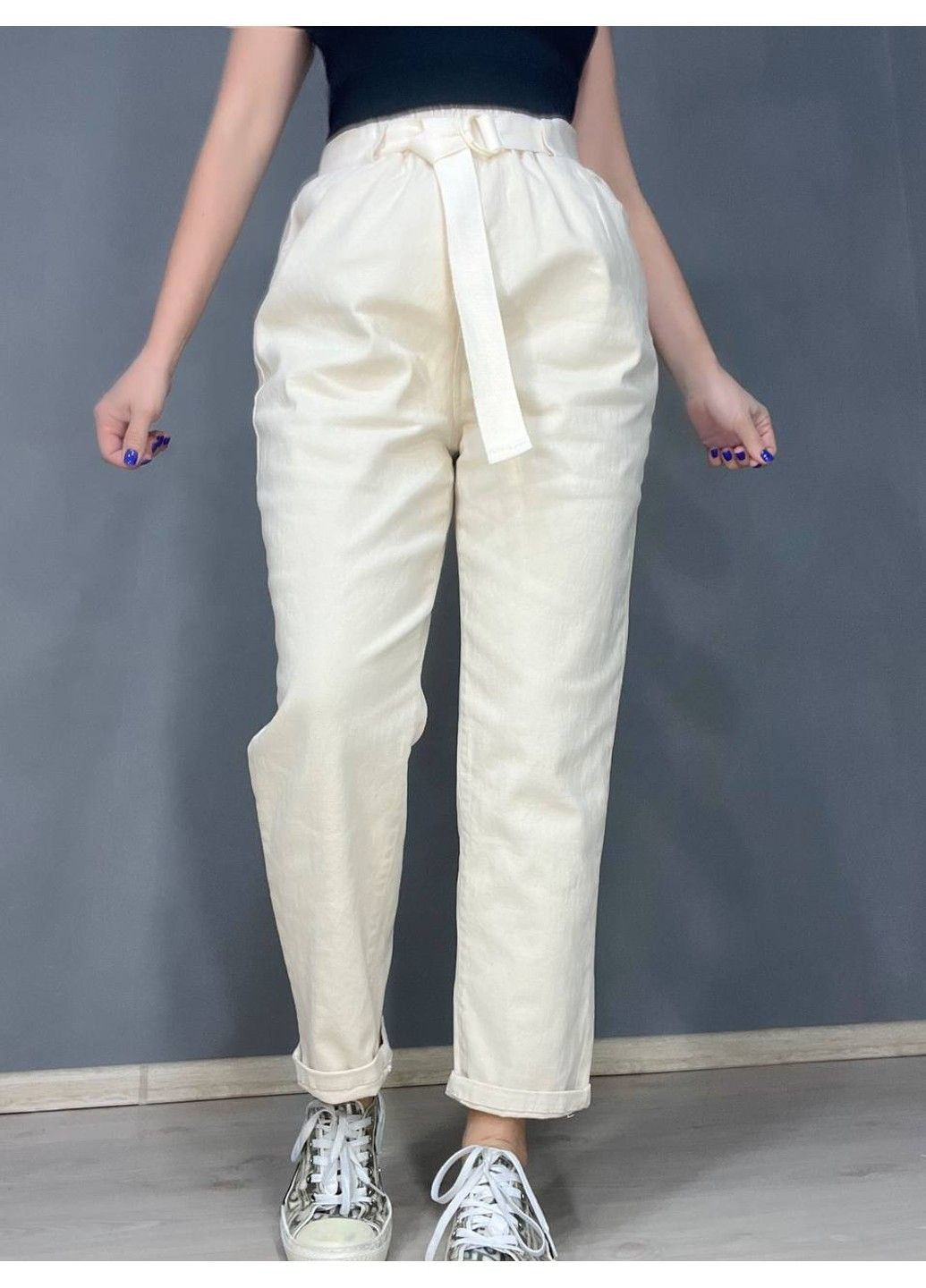 Джинси жіночі A-N 25072 MOM банани талія на резинці з ременем стрейчеві оверсайз молочні No Brand - (327303112)