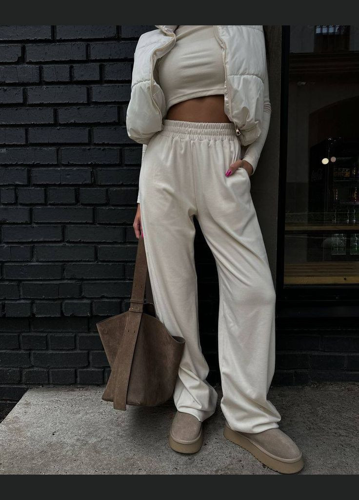 Костюм жіночий з прямими штанами та топом No Brand (315510143)