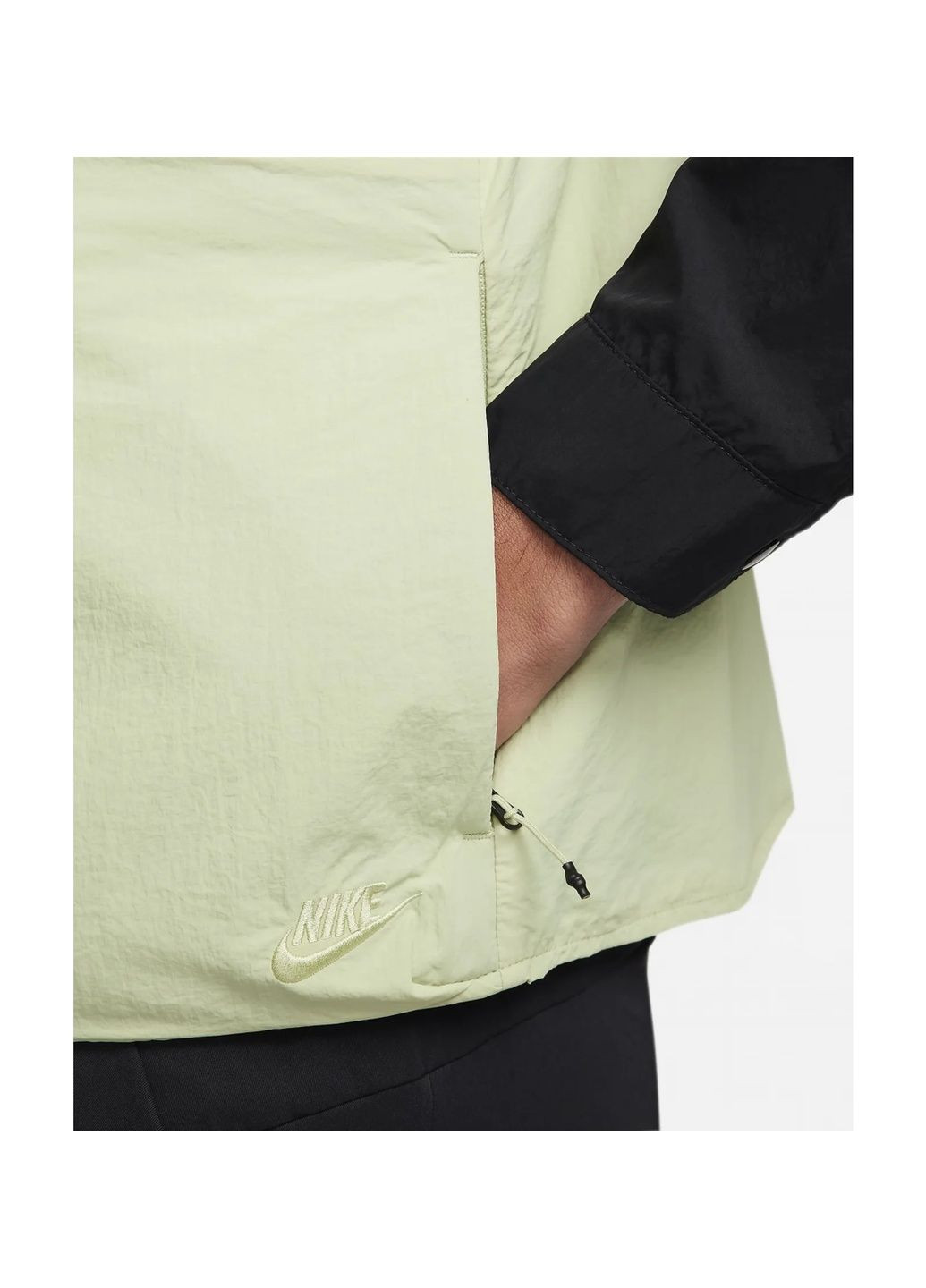 Жилетка чоловіча Sportswear Tech Pack Therma-Fit Adv Forward-Lined Vest Green Nike (365961576)