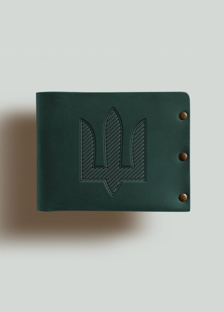Гаманець на заклепках Тризуб шеврон натуральна шкіра Crazy horse з відділеннями для карток Зелений Turtle (302660100)