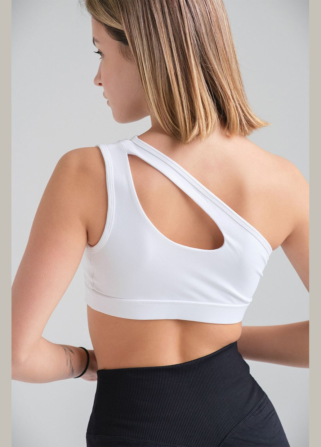 Жіночий Спортивний Топ З Ефектом Push Up На Одне Плече Yoga White Without (337472098)