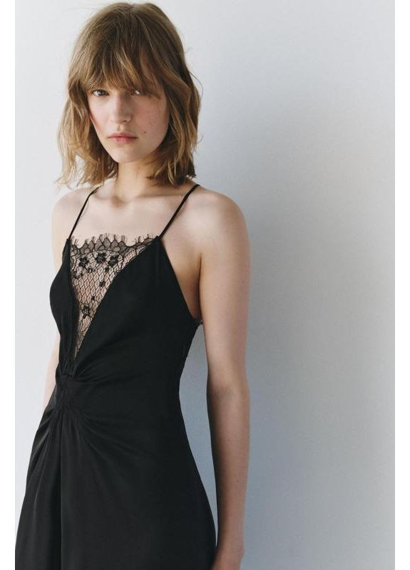 Черное длинное платье zw collection с кружевом Zara