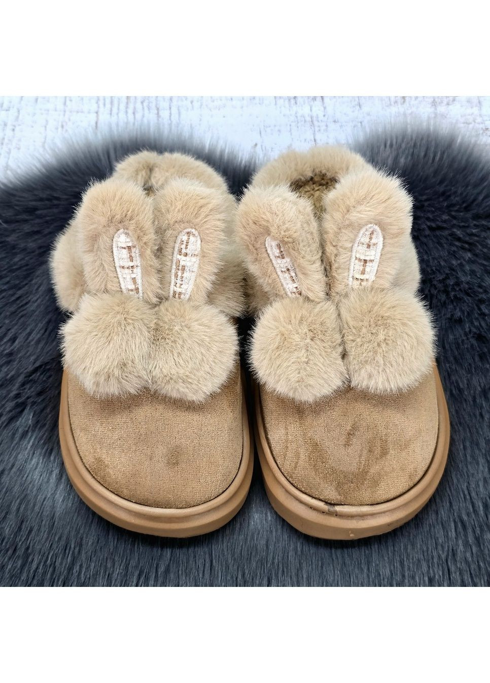 Тапочки жіночі Fangre бежеві з хутряними вушками із закритим носком Fashion (366144510)