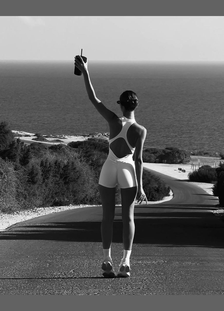 Жіночий комбінезон Avanti комбінезон-шорти однотонний білий спортивний, повсякденний віскоза