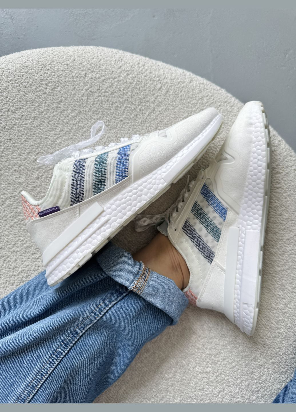 Белые демисезонные кроссовки мужские и женские adidas zx 500 rm white | адидас zx 500 белые No Brand