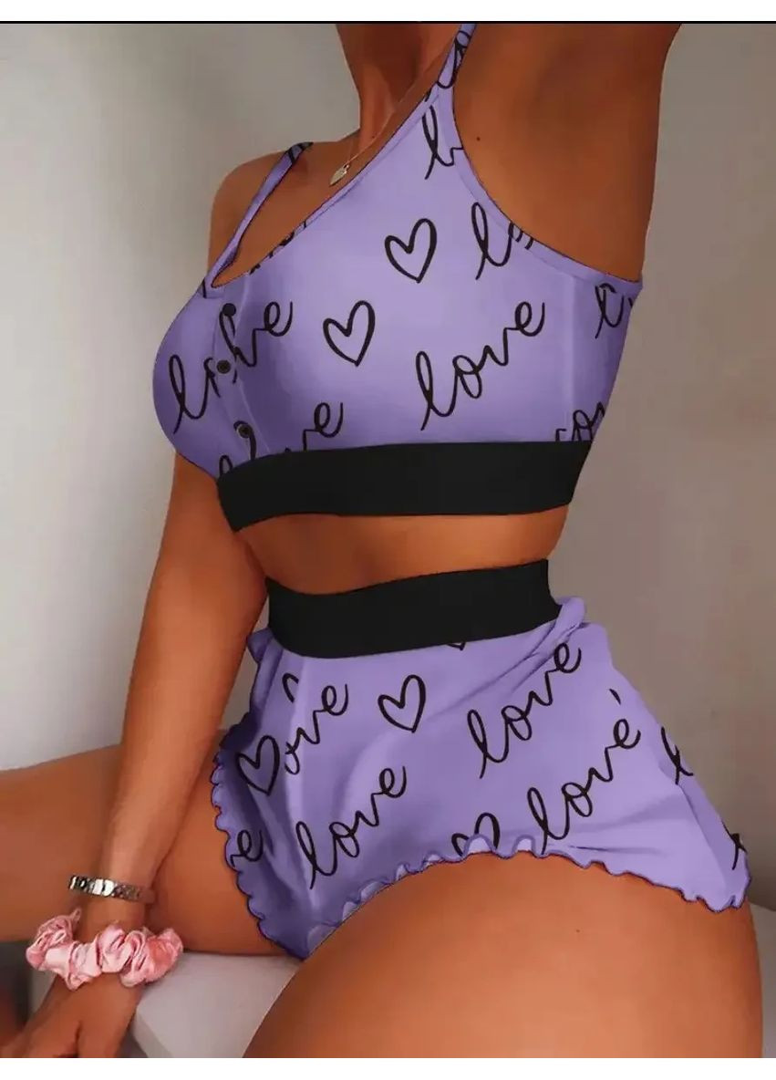 Фіолетова стрейчева піжама жіноча з принтом губ із шортами і топом. жіноча піжама без рукав на брителях China