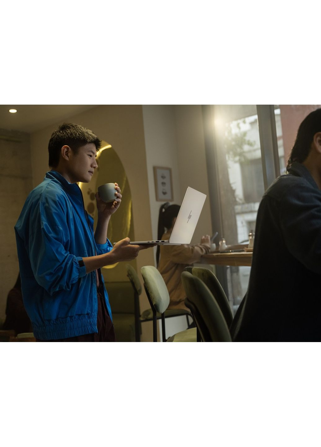 Ноутбук OmniBook 7 14-fs0000ru 14" WUXGA IPS AG, Intel 5-220H, 24GB, F1024GB, UMA, Win11P, серебристый HP (363834265)